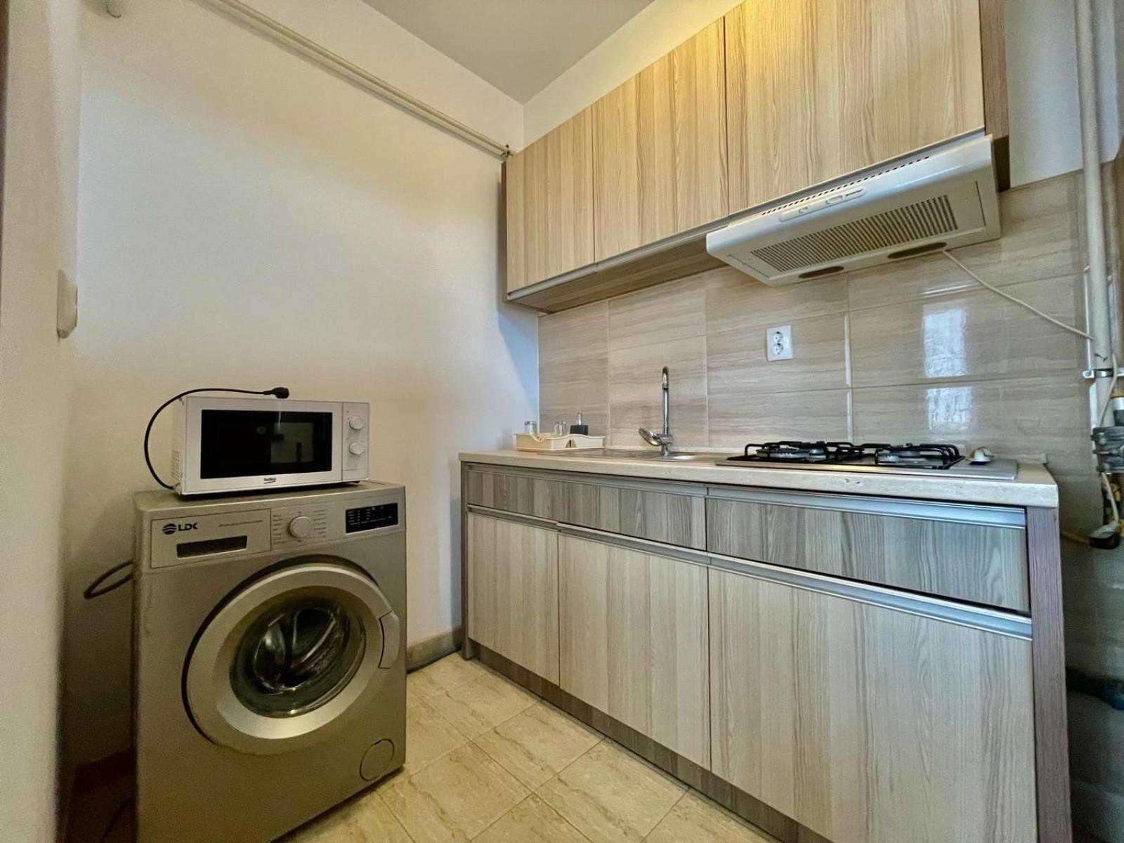 Апартаменты Summerland Apartmants Mamaia Nord Экстерьер фото