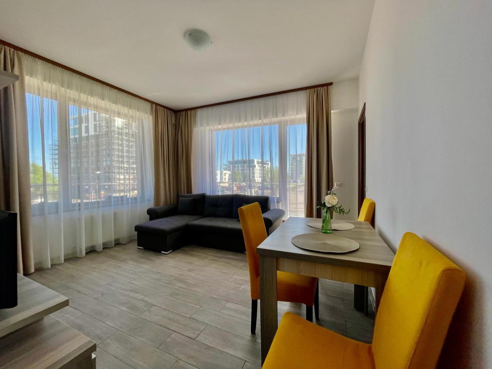 Апартаменты Summerland Apartmants Mamaia Nord Экстерьер фото