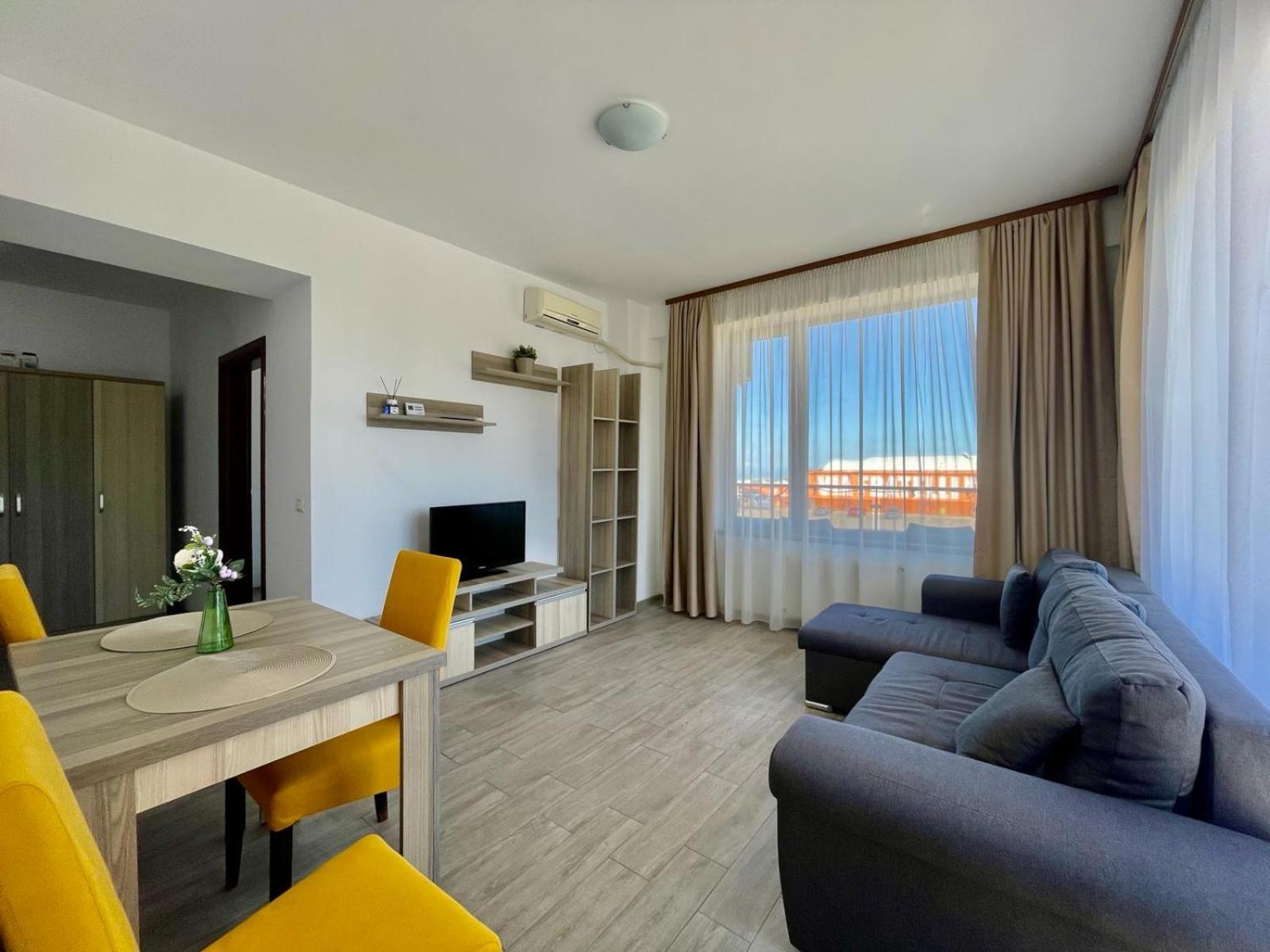 Апартаменты Summerland Apartmants Mamaia Nord Экстерьер фото