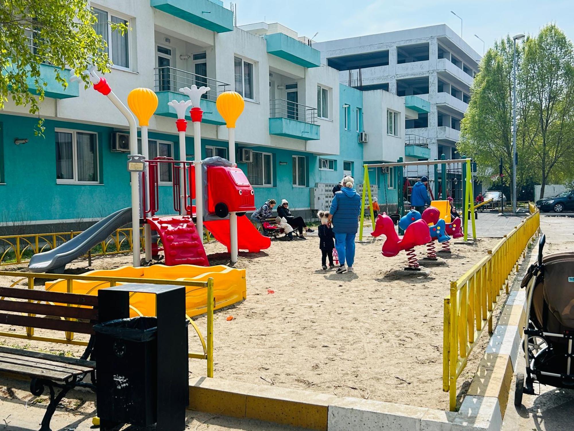 Апартаменты Summerland Apartmants Mamaia Nord Экстерьер фото
