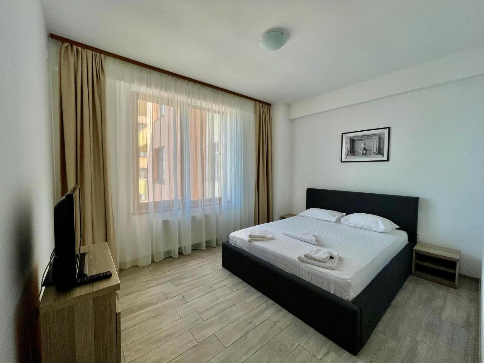 Апартаменты Summerland Apartmants Mamaia Nord Экстерьер фото